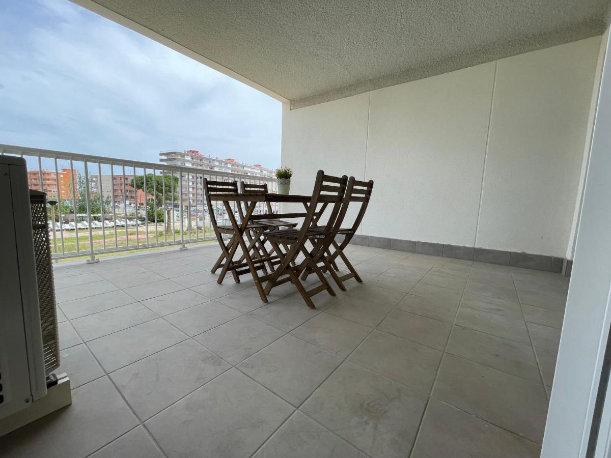 Apartamentos Con Terraza Frente Al Mar By Color Flats Canet d'En Berenguer Luaran gambar