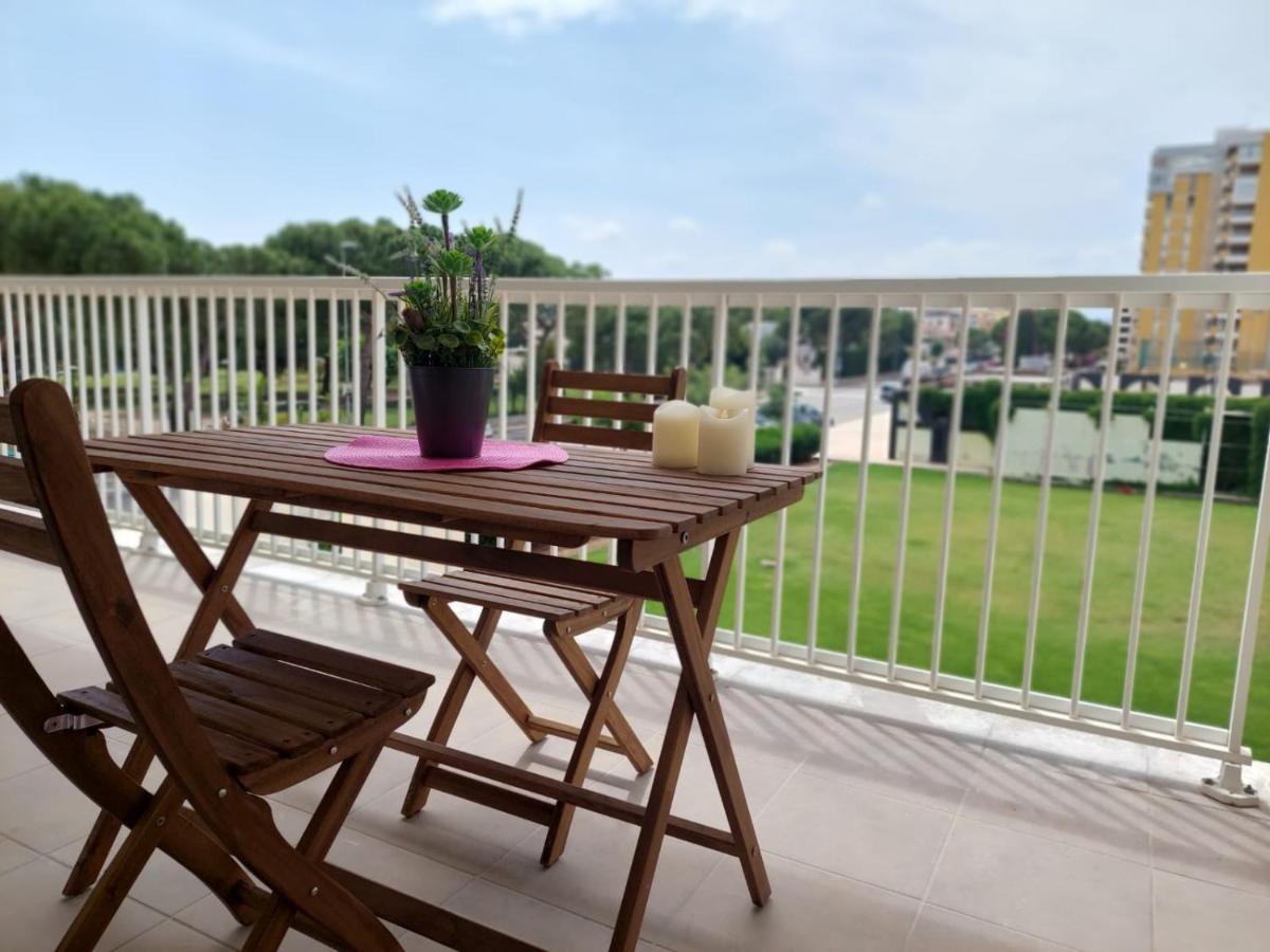 Apartamentos Con Terraza Frente Al Mar By Color Flats Canet d'En Berenguer Luaran gambar